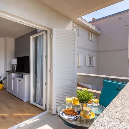 Demo Apartament Malinska